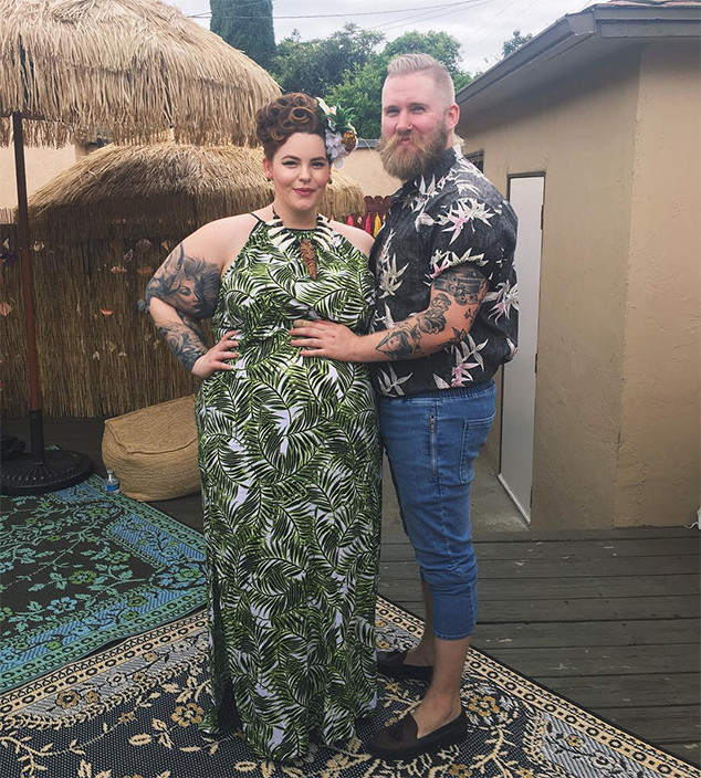 Tess Holliday Gives Birth To A Baby Boy Find Out His Name E